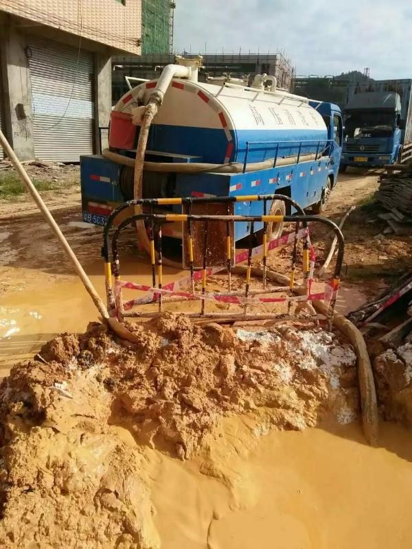 丹巴工地淤泥清淤