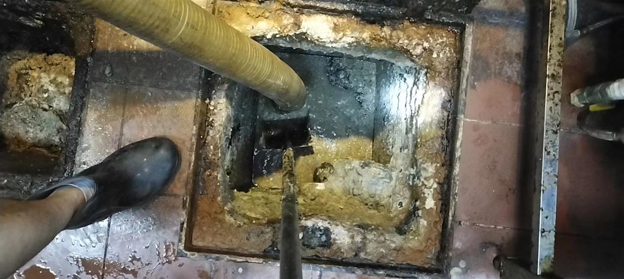 丹巴化油池清理-污水池清掏